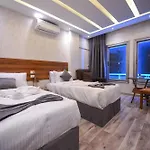 Swiss Hotel Downtown